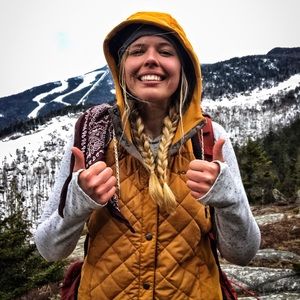 Meet your Posher, Danielle